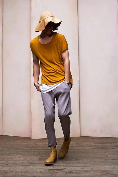 Look 7